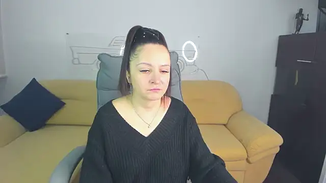 AngellLika online show from February 3, 1:38 pm