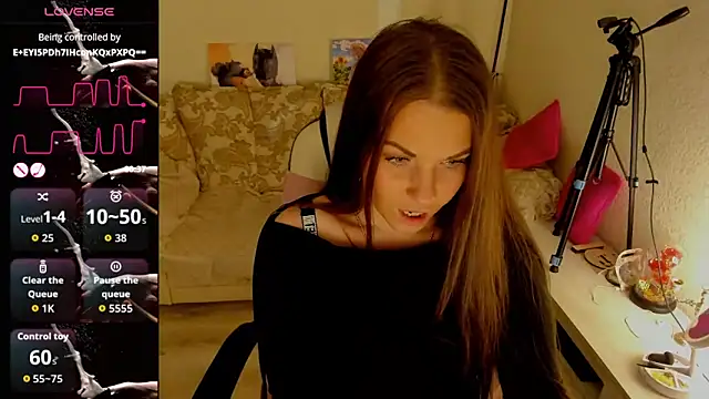 Snapshot of masha19981 chatting on April 18, 7:58 pm masha19981 online show from April 18, 7:58 pm