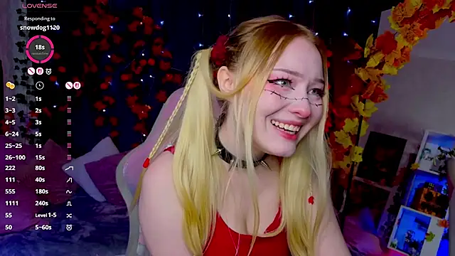 ElswythCovil online show from October 19, 4:02 am