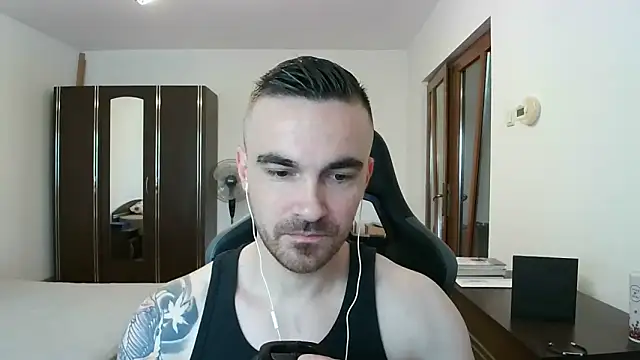 mu5clemania2 online show from December 21, 9:05 am