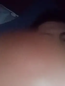 Snapshot of juiba1004 chatting on December 16, 10:48 pm juiba1004 online show from December 16, 10:48 pm