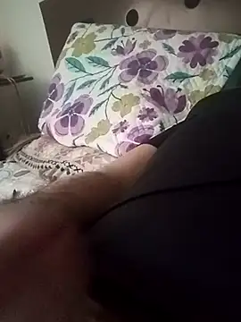 Snapshot of juiba1004 chatting on December 20, 9:55 pm juiba1004 online show from December 20, 9:55 pm