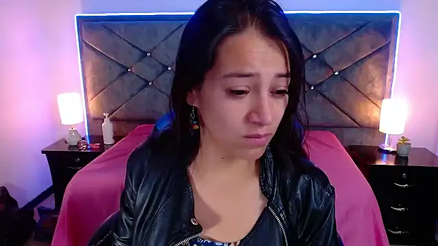 Julietacollins06 online show from November 18, 1:04 pm