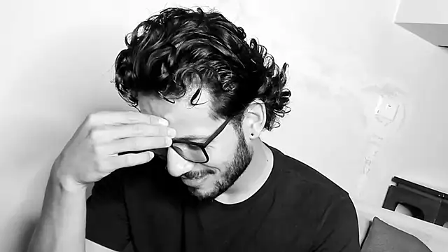 Nicholasrodrii online show from February 24, 11:52 pm