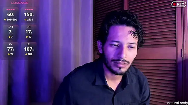 Snapshot of Nicholasrodrii chatting on October 8, 11:24 pm Nicholasrodrii online show from October 8, 11:24 pm