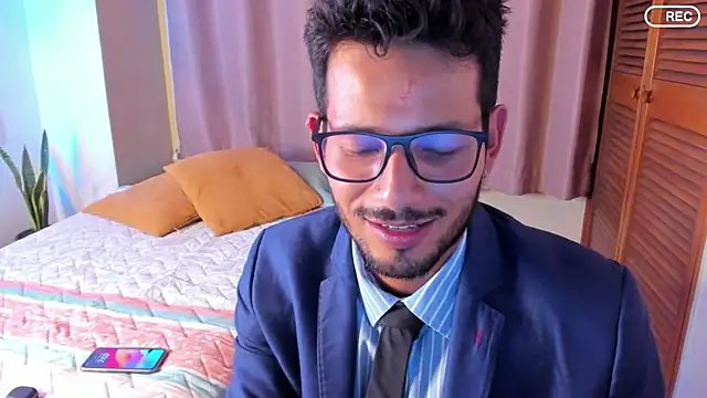 Snapshot of Nicholasrodrii chatting on January 16, 12:03 am Nicholasrodrii online show from January 16, 12:03 am