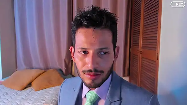 Snapshot of Nicholasrodrii chatting on January 16, 10:25 pm Nicholasrodrii online show from January 16, 10:25 pm