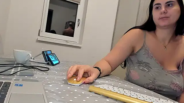 Snapshot of cuplu29 chatting on October 7, 9:56 pm cuplu29 online show from October 7, 9:56 pm