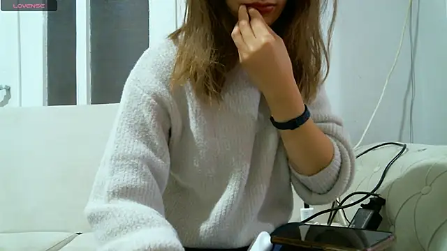 blackpearl77777 online show from December 8, 7:43 pm