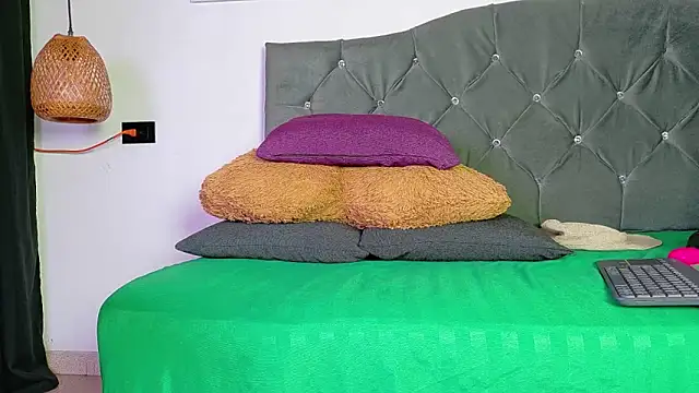 louis bcasta1 online show from January 18, 12:31 pm