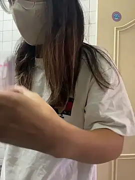 yourbootygirl online show from November 23, 4:01 am