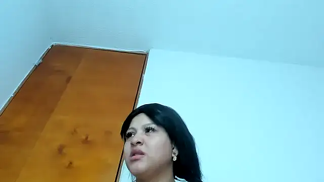 Snapshot of Natalycarter chatting on October 19, 5:02 pm Natalycarter online show from October 19, 5:02 pm