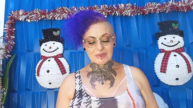 SandyyRose online show from December 2, 8:55 pm