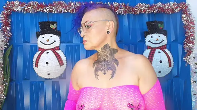 SandyyRose online show from December 4, 5:11 pm