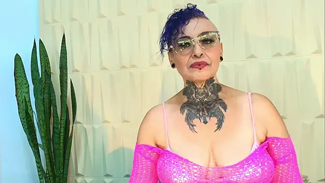 SandyyRose online show from March 12, 5:49 pm