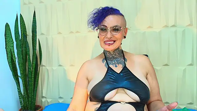 SandyyRose online show from March 14, 10:16 pm