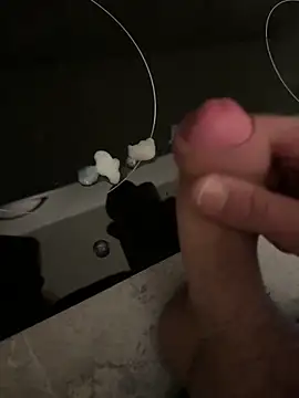 YoungCouple0604 online show from October 22, 7:46 pm