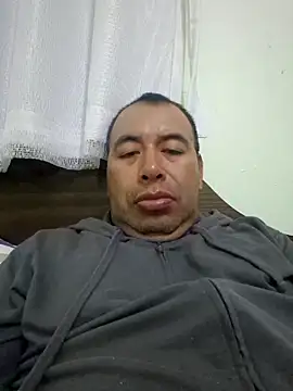 Snapshot of Piter1022 chatting on November 8, 3:39 am Piter1022 online show from November 8, 3:39 am