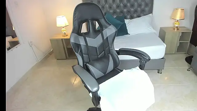 irantzu hank online show from December 21, 3:31 pm
