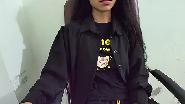 Srabontii online show from March 14, 6:29 pm