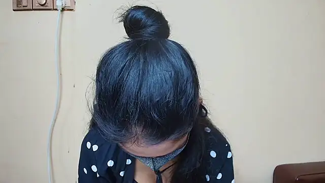 Srabontii online show from November 25, 9:42 am