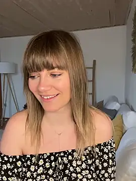 Milla  one online show from February 5, 9:04 am