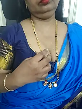 Snapshot of Deepthi_Mysore chatting on November 17, 4:46 pm Deepthi Mysore online show from November 17, 4:46 pm
