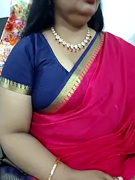 Snapshot of Deepthi_Mysore chatting on December 3, 4:05 pm Deepthi Mysore online show from December 3, 4:05 pm