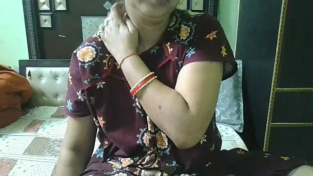 Snapshot of couplesuni chatting on September 24, 2:48 am couplesuni online show from September 24, 2:48 am