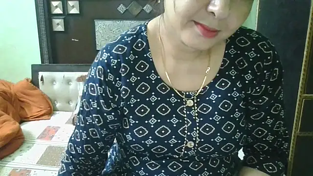 Snapshot of couplesuni chatting on September 30, 10:42 am couplesuni online show from September 30, 10:42 am