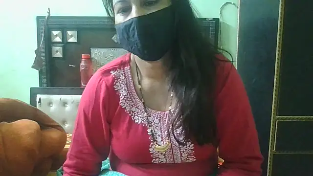 Snapshot of couplesuni chatting on November 15, 11:29 am couplesuni online show from November 15, 11:29 am