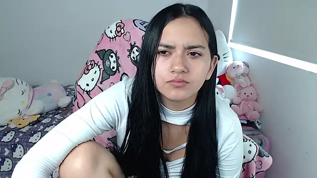 Snapshot of kayla_k18 chatting on May 13, 5:54 pm kayla k18 online show from May 13, 5:54 pm