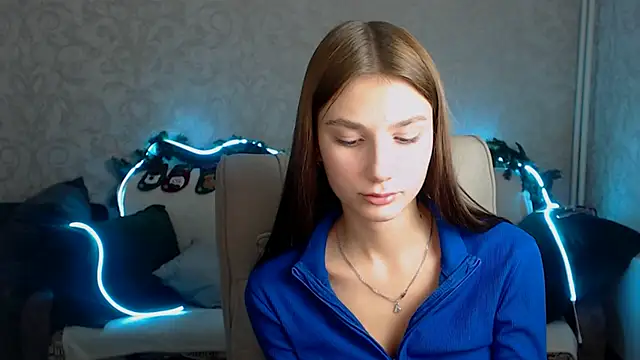 AnaHoney online show from December 5, 1:49 pm