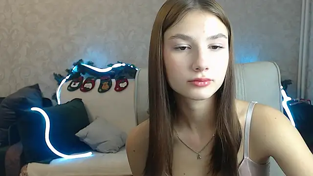 AnaHoney online show from December 6, 2:13 am