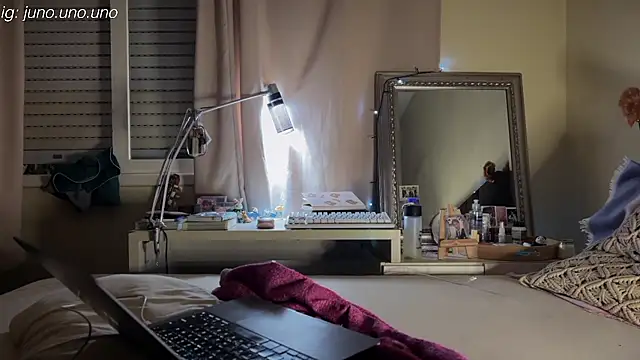 yudrayeb online show from December 4, 1:58 am