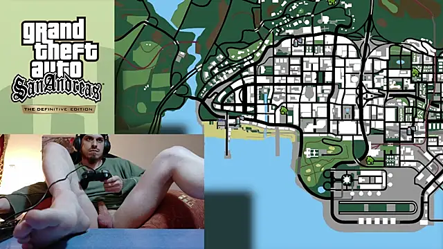 Snapshot of BarefootOmg chatting on April 11, 10:03 pm BarefootOmg online show from April 11, 10:03 pm