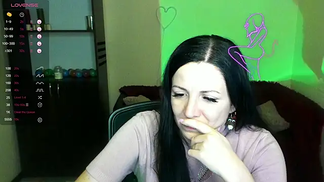 Snapshot of Alika_lorens_talk chatting on January 3, 4:44 am Alika lorens talk online show from January 3, 4:44 am