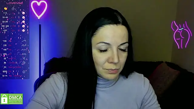 Snapshot of Alika_lorens_talk chatting on February 5, 1:00 pm Alika lorens talk online show from February 5, 1:00 pm