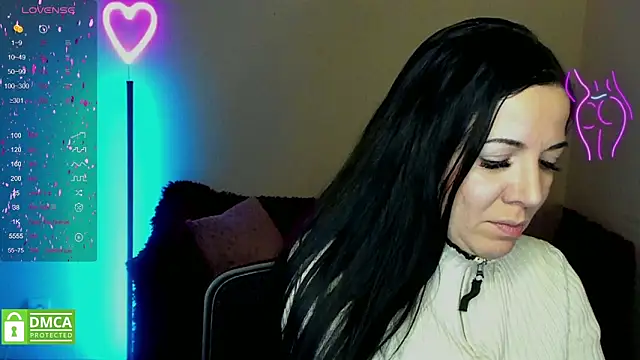 Snapshot of Alika_lorens_talk chatting on February 12, 6:29 am Alika lorens talk online show from February 12, 6:29 am