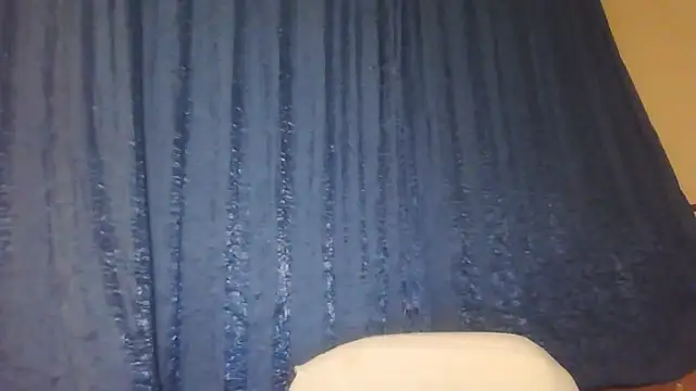 Snapshot of Alika_lorens_talk chatting on September 15, 9:26 pm Alika lorens talk online show from September 15, 9:26 pm