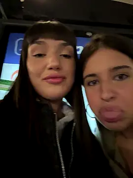 Sophie Avory online show from October 1, 5:30 pm