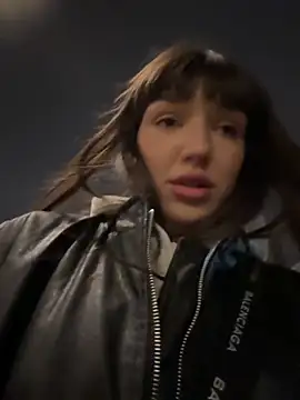 Sophie Avory online show from October 3, 7:33 pm