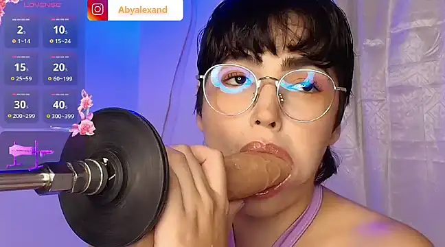 baby alexx online show from December 2, 6:20 am