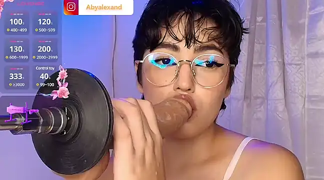 baby alexx online show from December 4, 4:54 am