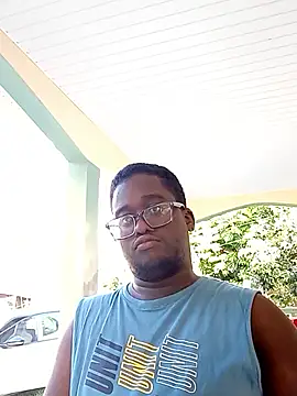 Snapshot of Jeanlaurent972 chatting on February 14, 9:11 pm Jeanlaurent972 online show from February 14, 9:11 pm