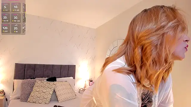 CyntiaAdams online show from October 18, 8:09 pm