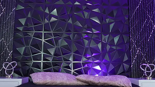 LiaFlowers online show from December 22, 12:57 pm