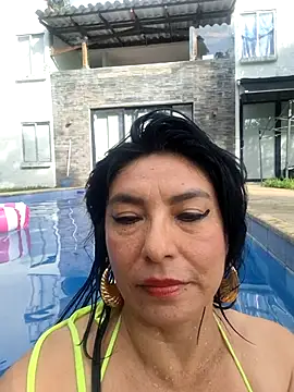 katysquirtdirty online show from November 2, 8:55 pm