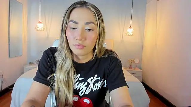 Emma23   online show from January 9, 12:57 am