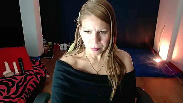 shirly vannicelli online show from October 4, 3:37 am